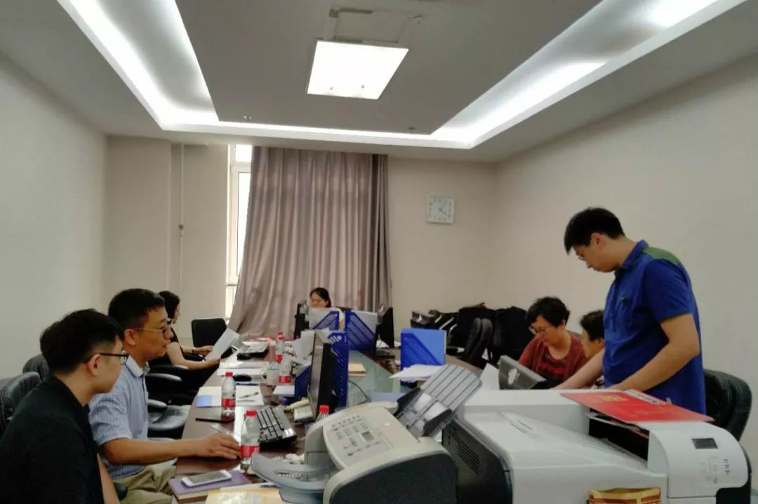 致敬！暑期奋战一线的办公用品守护者