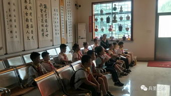 广饶电视台组织小学生来实践活动教育基地 国家aaa级旅游景区兵圣王酒业研学,体验王酒之道,感悟家乡人文 文化